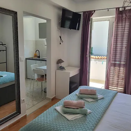 E&a Apartment
