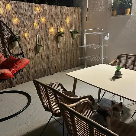E&a Apartment *