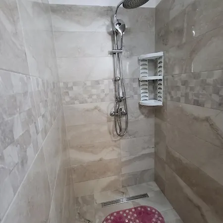 E&a Apartment Baska Voda