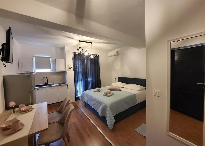 E&a Apartament *